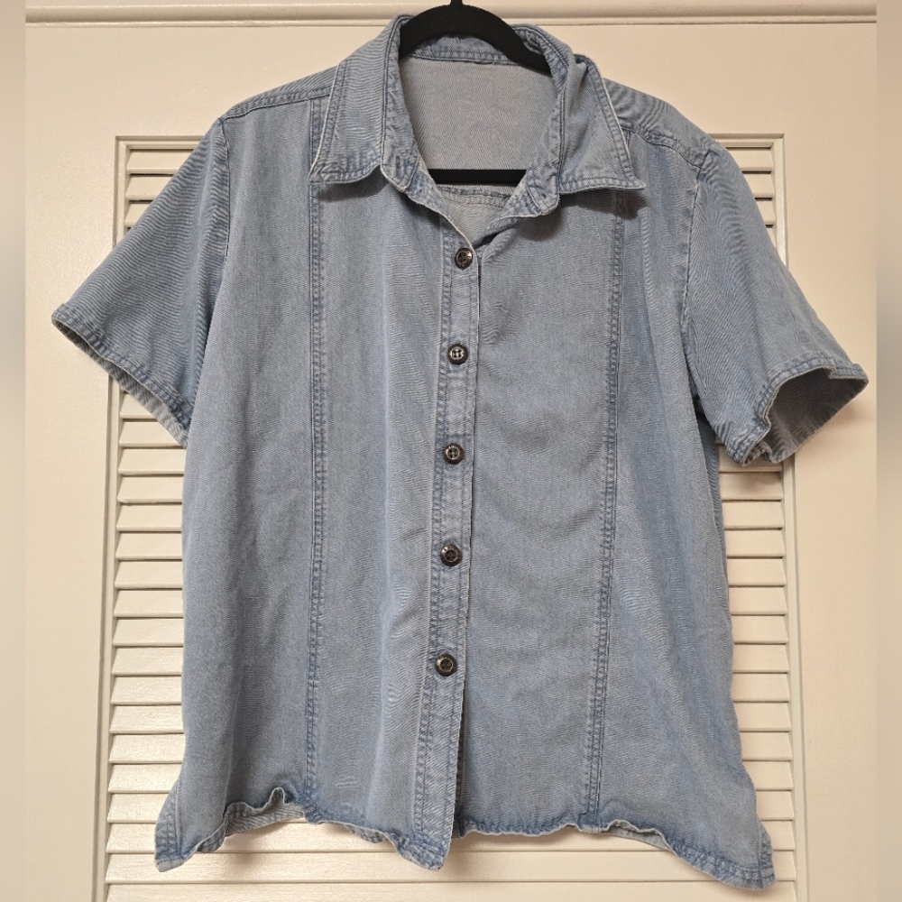Erin London - Denim Shorts Button Relaxed-Fit Top